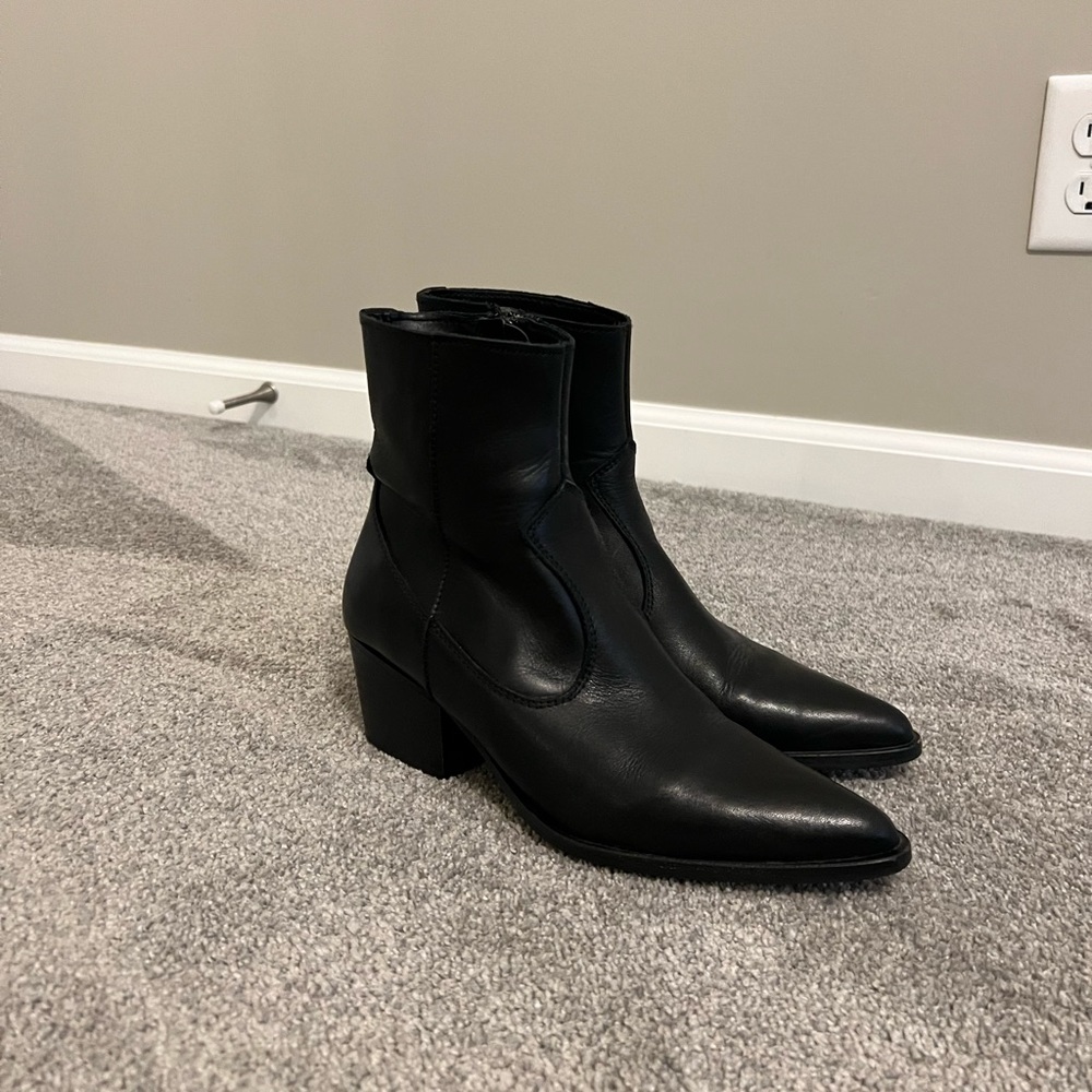 Pointed Toe DEPP Boots Size 37